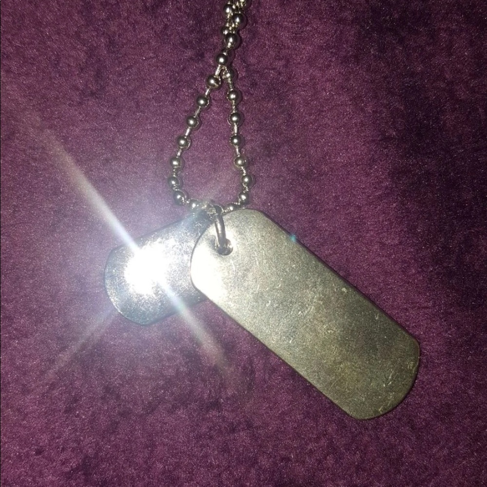 Guess Tag Necklace